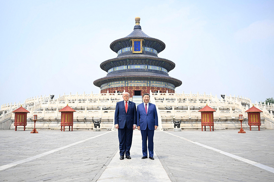 President Donald Trump and Chinese General Secretary Xi Xinping pose for a photograph in front of the Temple of Heaven in Beijing